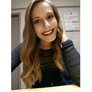 Meet your Posher, Lauren